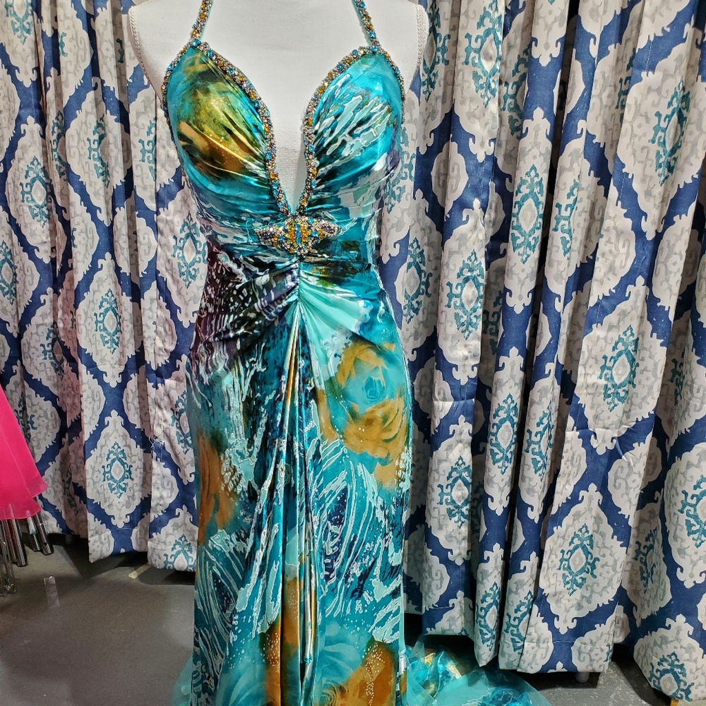 Jovani, size 6